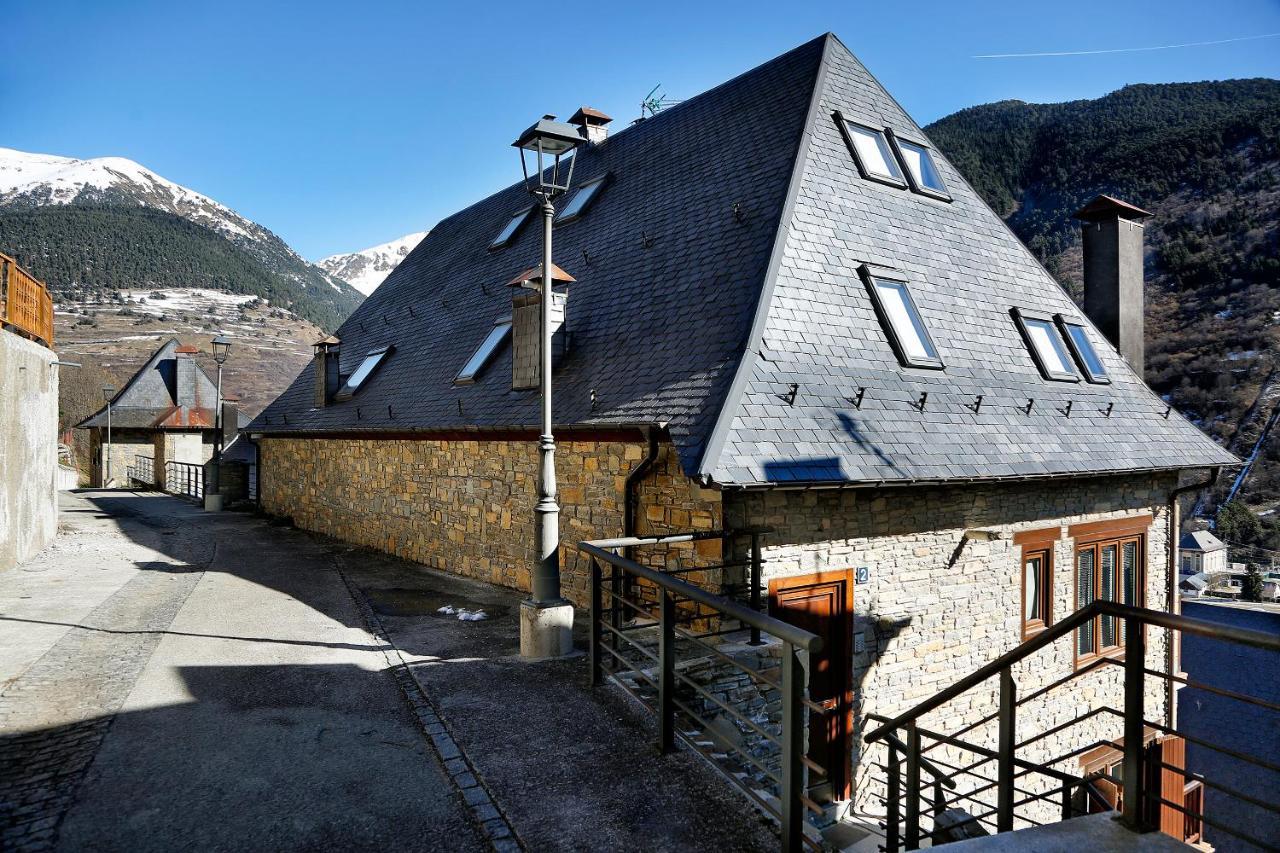 Apartamento La Santeta De Aran Vielha e Mijaran Exterior foto
