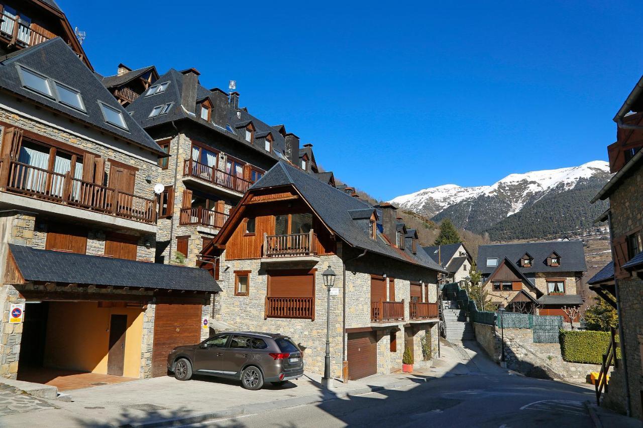Apartamento La Santeta De Aran Vielha e Mijaran Exterior foto